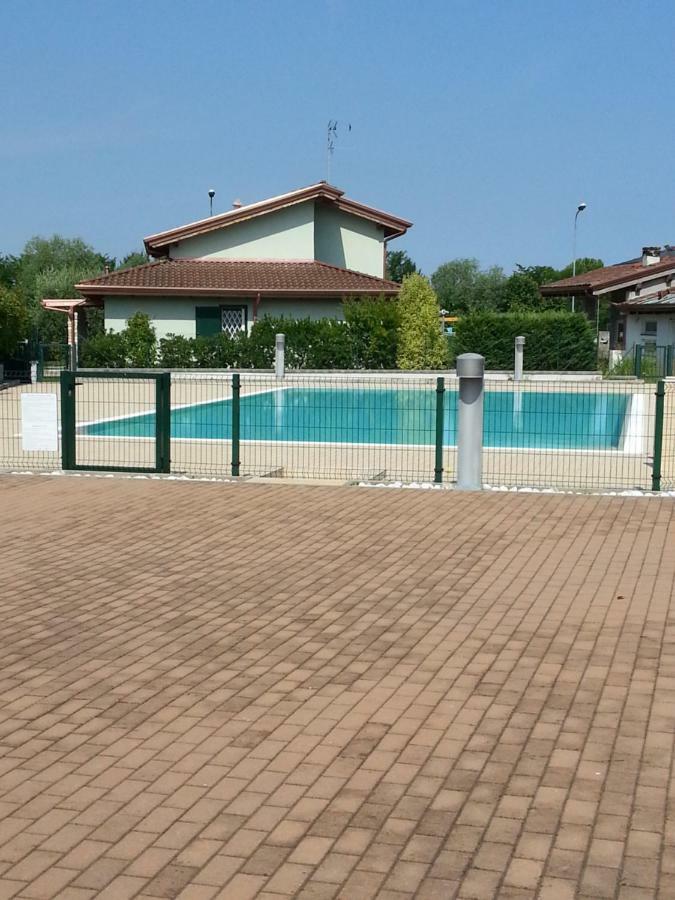 Peschiera Appartamenti Vacanze Peschiera del Garda Luaran gambar