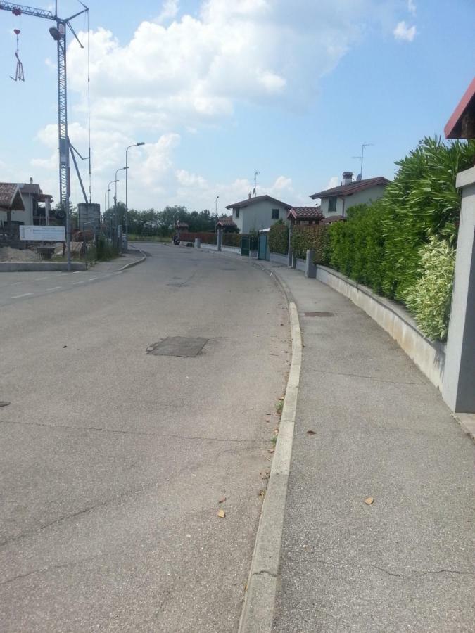Peschiera Appartamenti Vacanze Peschiera del Garda Luaran gambar