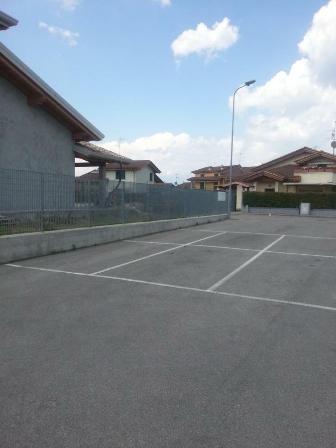 Peschiera Appartamenti Vacanze Peschiera del Garda Luaran gambar